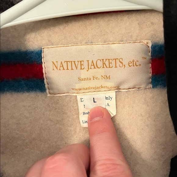 Handmade native jacket - Picture 5 of 5